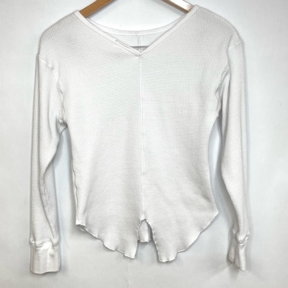 Sage Collective Venture Waffle Knit Split V Back Long Sleeve Top Size Medium - Picture 3 of 5